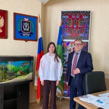 Анастасия Лонгортова с Еремей Айпиным. Автор фото Г. Краснухина